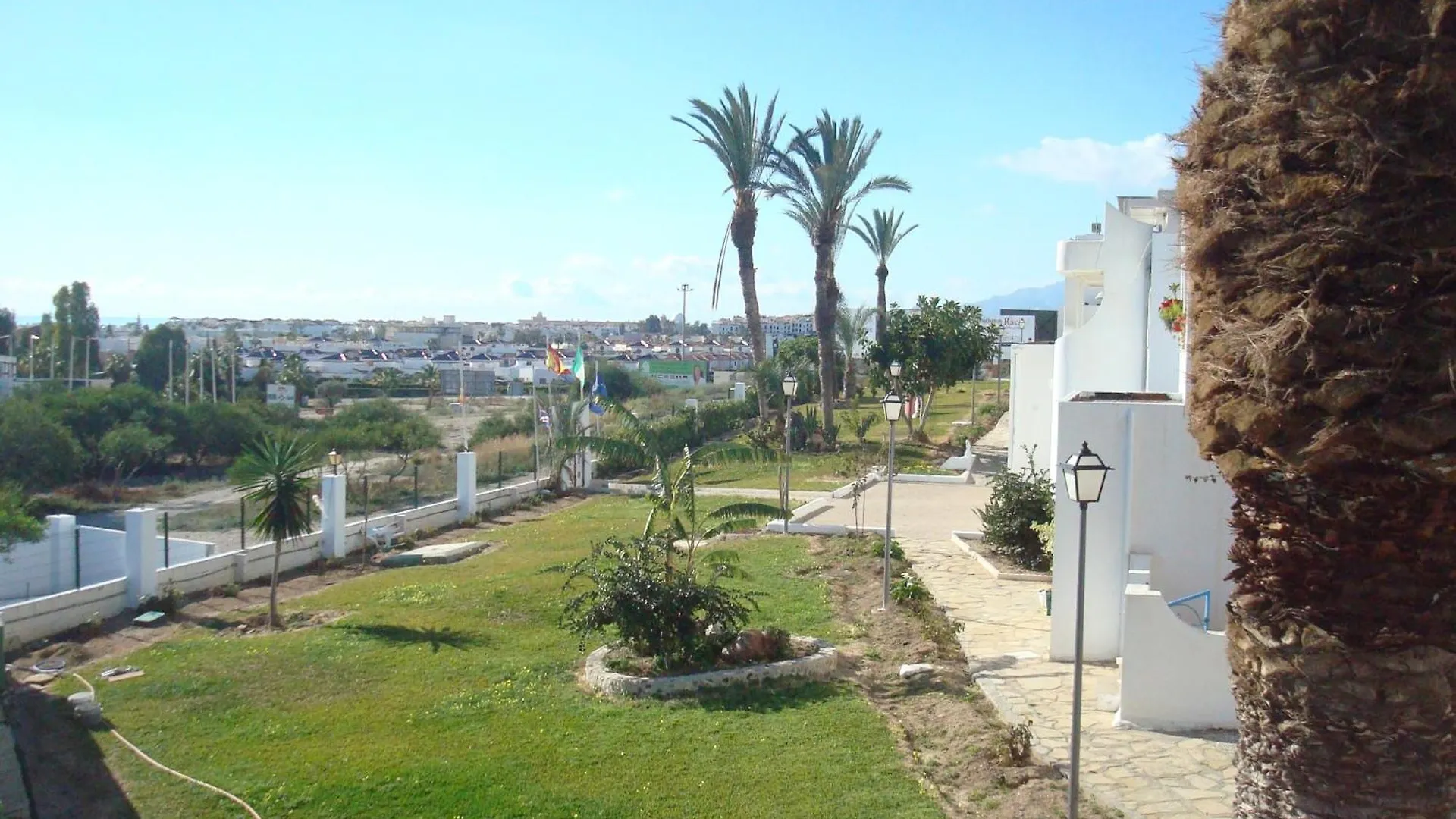 Semesterbostad Impressive Nudist Apartment With Terrace And Two Rooms, Ac And Pool Vera Spanien