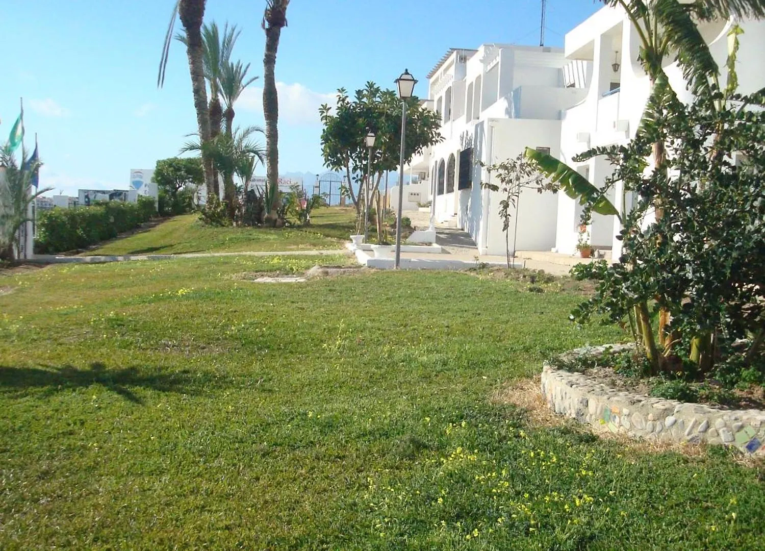 Tatil Evi Impressive Nudist Apartment With Terrace And Two Rooms, Ac And Pool L'Île-Rousse